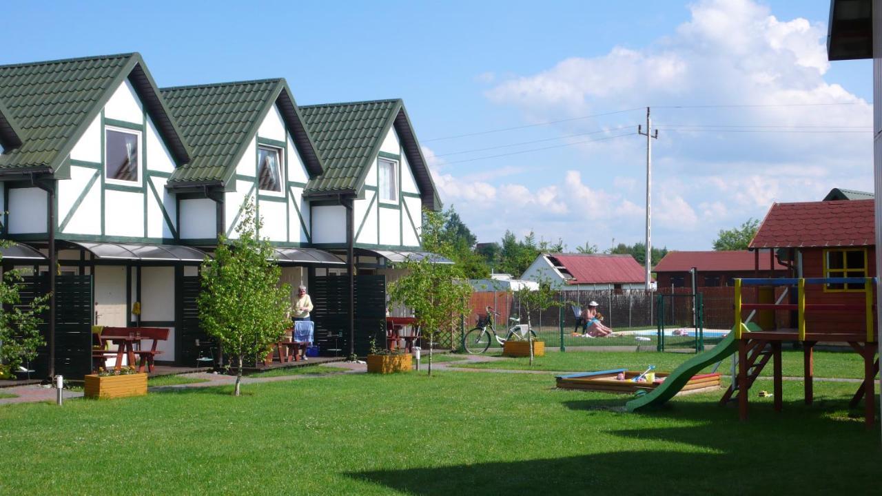 Osrodek Domkow Letniskowych Sztorm Hotel Chlopy Exterior photo