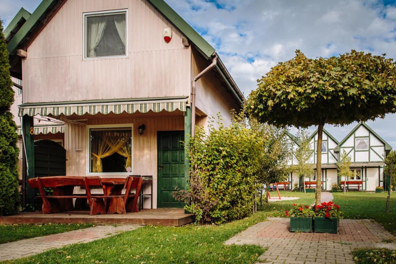 Osrodek Domkow Letniskowych Sztorm Hotel Chlopy Exterior photo